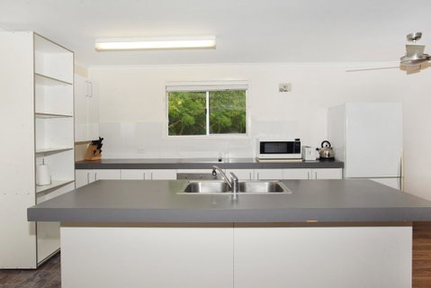 20 Scrub Road, Coolum Beach - Pet Friendly, Linen Included - Accommodation Sunshine Coast 3