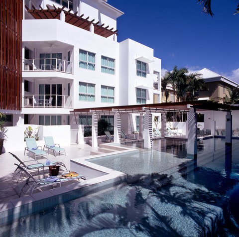 201 Lake Street - Accommodation Sunshine Coast 1