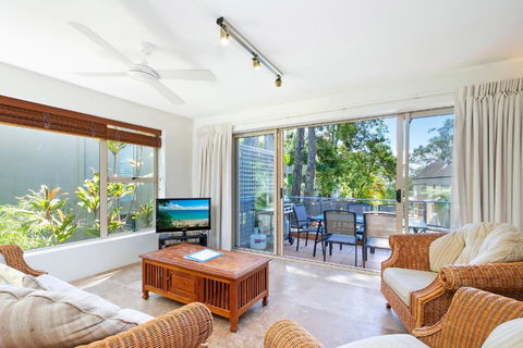 Calm And Comfort At Little Cove - Accommodation Sunshine Coast 1