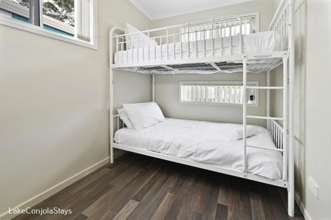 Cabin 60 - Lake Conjola - Accommodation Sunshine Coast 4