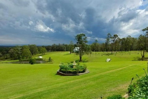 Cabins At Lovedale Wedding Chapel - Accommodation Sunshine Coast 3