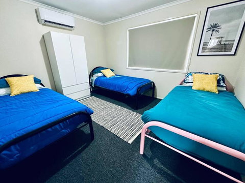 Caboolture South 3-bedroom Home - Accommodation Sunshine Coast 1