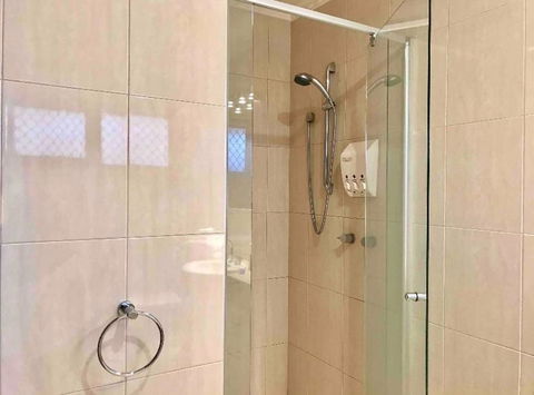 Cloud 9 Guest Suite - Accommodation Sunshine Coast 4