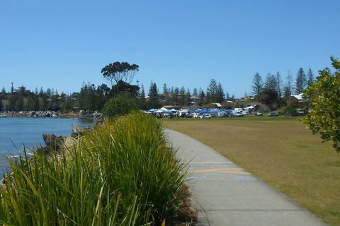 DELUXE Escape! Central, NEW & Spacious 3 Bed - Accommodation Sunshine Coast 3