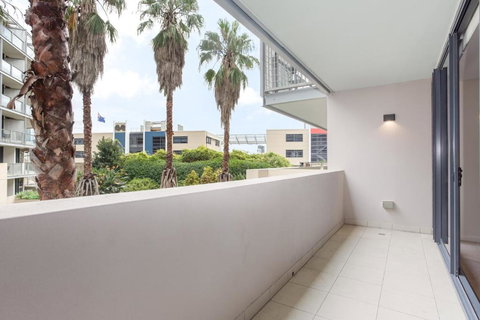 Darling Harbour Apartment Near King St Wharf - Accommodation Sunshine Coast 2