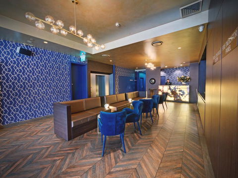 28 Hotel - Accommodation Sunshine Coast 0