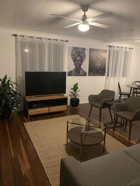 3 Bedroom Apartment - Accommodation Sunshine Coast 0