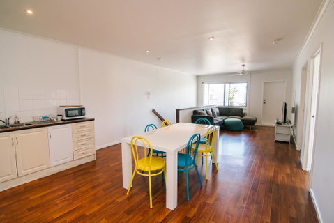 3 Bedroom Apartment / Spence St - Accommodation Sunshine Coast 3