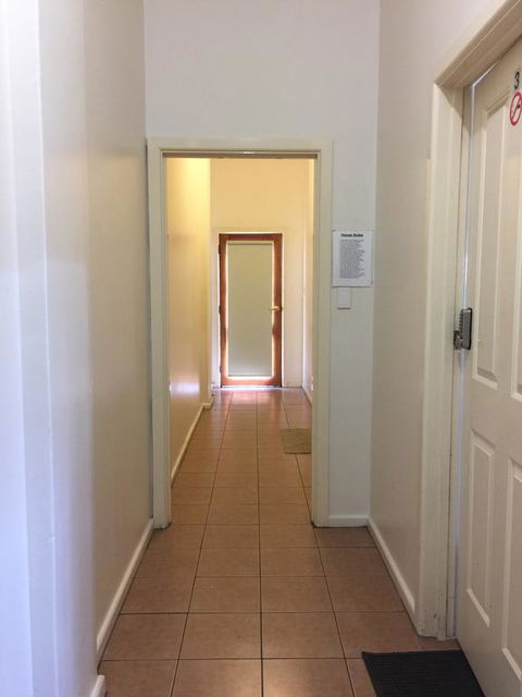 3 BEDROOM APARTMENT ST MARYS - Accommodation Sunshine Coast 2