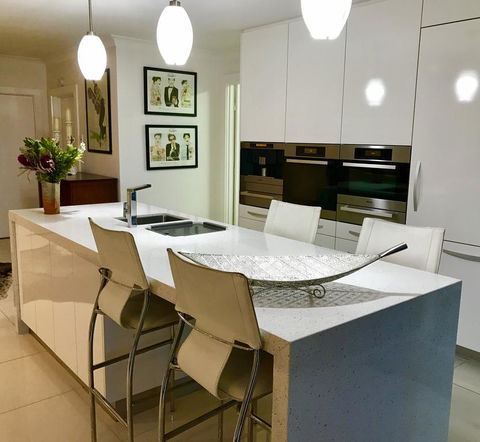 3 Divas Luxury Accommodation - Accommodation Sunshine Coast 2