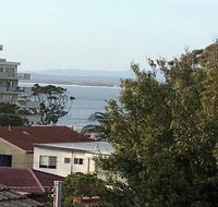 3/4 Victor Parade - great townhouse  walk to the beach - Accommodation Sunshine Coast
