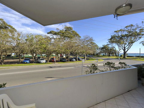 4 'Fleetwood' 63 Shoal Bay Rd - Air Conditioned Unit With Magnificent Water Views - Accommodation Sunshine Coast 0