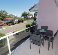 4 'Frangipani' 30 Leonard Avenue - spacious townhouse - Accommodation Sunshine Coast