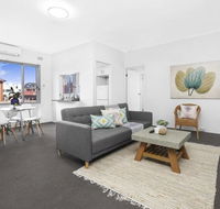 4 South Pacific 2 Bedrooms - Accommodation Sunshine Coast