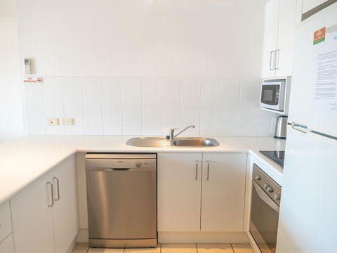 4/4 On First - Accommodation Sunshine Coast 2