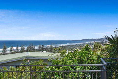 41 Pelican Street, Peregian Beach, Noosa Shire - Accommodation Sunshine Coast 2