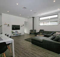 43B Twynam Street - The Falls on Twynam - Accommodation Sunshine Coast