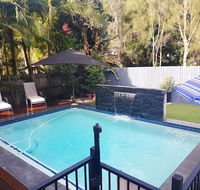 5 Bedroom Luxury Villa - Hope Island - Accommodation Sunshine Coast