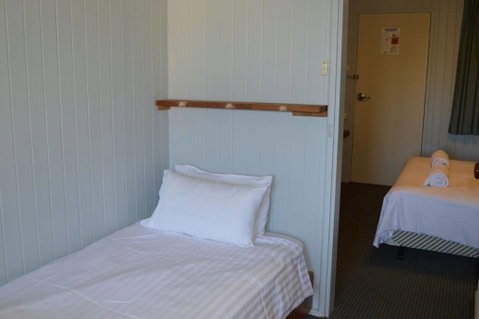 5 Lakeview Plaza - Accommodation Sunshine Coast 2