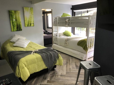 51 Beachcomber Avenue Brahmini Lodge - Accommodation Sunshine Coast 1