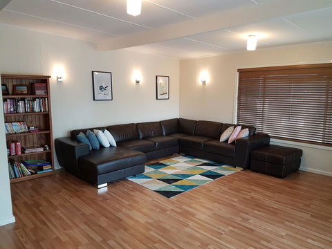 53 Honeysuckle Grove - Accommodation Sunshine Coast 3