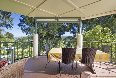 6 Avenal - Accommodation Sunshine Coast 2