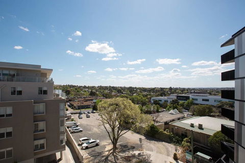 60, Boutique Studio@Boxhill, Boxhill Central, Mall - Accommodation Sunshine Coast 2