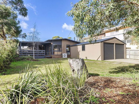 62 BINGLEY PARADE RIVERSEA HOUSE - Accommodation Sunshine Coast 0