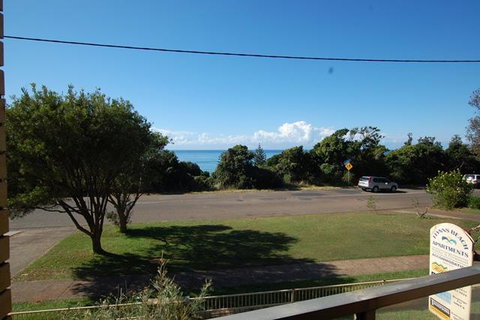 7 Flynn's Beach Apartment - Accommodation Sunshine Coast 1