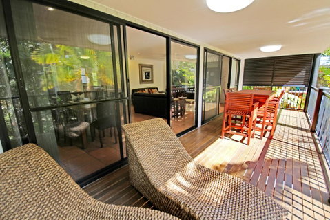 8 Springfield Avenue - Pet Friendly, Linen Included - Accommodation Sunshine Coast 3