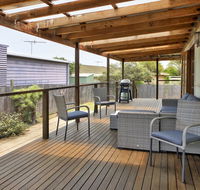 A Reel Teal - Accommodation Sunshine Coast