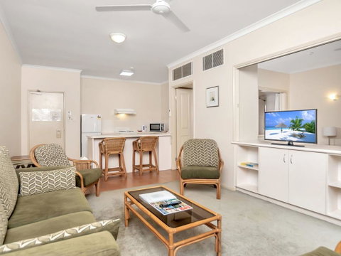A Taste Of The Tropics - Accommodation Sunshine Coast 1