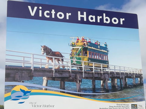 A Victor Harbour Retreat Aldinga Tony's Music Cottage - Accommodation Sunshine Coast 2