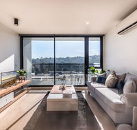 Abbortsford 2 Bed 2 Bath Mountain View Apartment - Accommodation Sunshine Coast