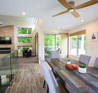Aberdeen - Accommodation Sunshine Coast