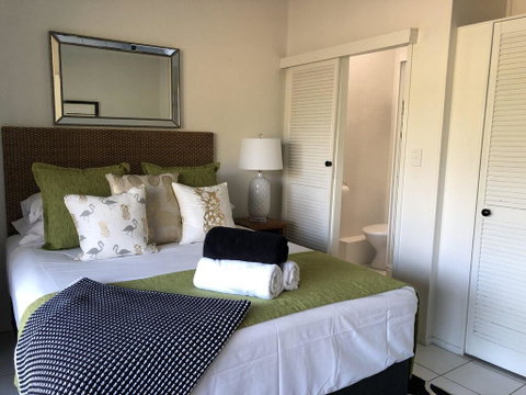 Absolute Beachfront - Accommodation Sunshine Coast 1