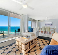 Absolute Beachfront in the heart of Surfers Paradi - Accommodation Sunshine Coast