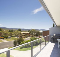 Acacia 2 - Luxurious Holiday Townhouse - Accommodation Sunshine Coast