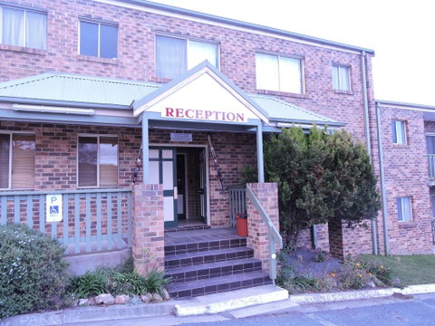 Acacia Snowy Motel - Accommodation Sunshine Coast 2