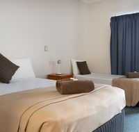 Accommodation on Denham - Accommodation Sunshine Coast