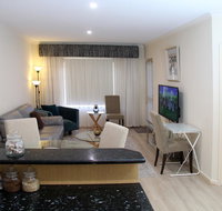 ADELAIDE CBD APARTMENT - 3BR 2BATH  CARPARK - Accommodation Sunshine Coast