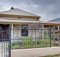 Adelaide close CBD Large Private Studio Apartment in St Peters - Accommodation Sunshine Coast