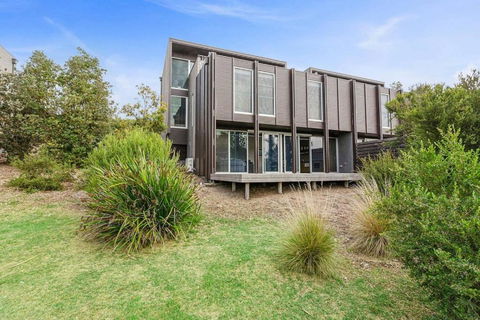DREW Golfers Delight Close To St Andrews Beach - Accommodation Sunshine Coast 1