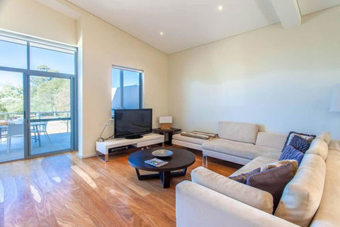 Eagle Escape I Private Properties - Accommodation Sunshine Coast 2