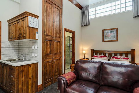 Eagle Foundry Bed & Breakfast - Accommodation Sunshine Coast 1