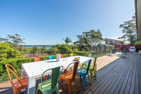 EAST52A - Lake Views - Accommodation Sunshine Coast 4