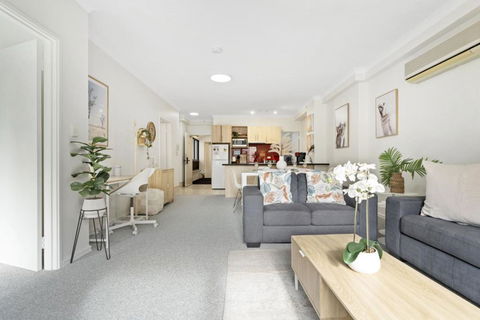East Perth Family Zen - Accommodation Sunshine Coast 3