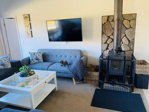 ELM Accommodation - Merrijig - Accommodation Sunshine Coast 3