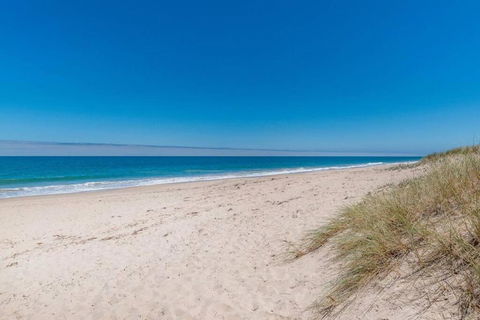Escape To Preston Beach - Accommodation Sunshine Coast 1