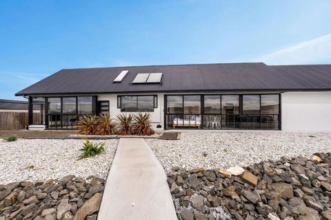 Expansive River-View Oasis - Accommodation Sunshine Coast 0